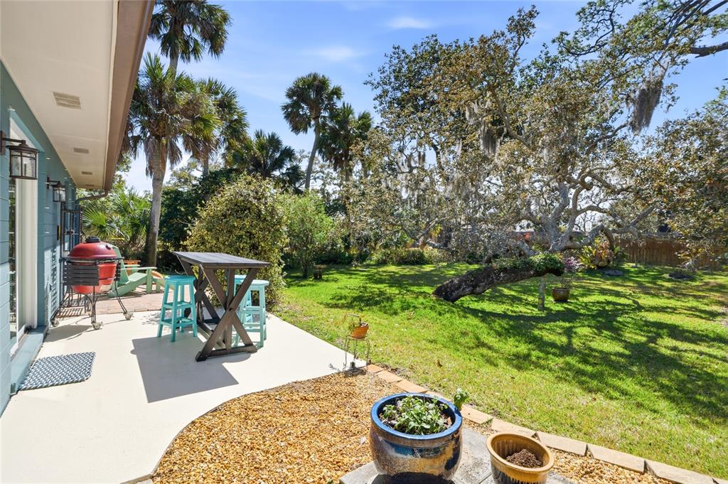 1104 South Riverside Drive Edgewater, FL 32132 - Photo 27 of 44