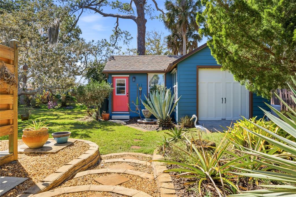 1104 South Riverside Drive Edgewater, FL 32132 - Photo 33 of 44