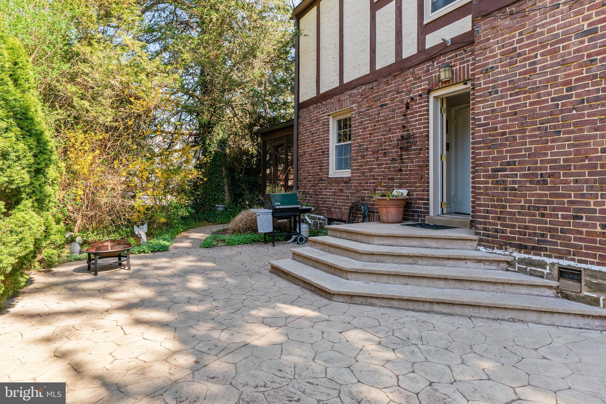 317 Steel Road Havertown, PA 19083 - Photo 33 of 41 Gallery Image 33