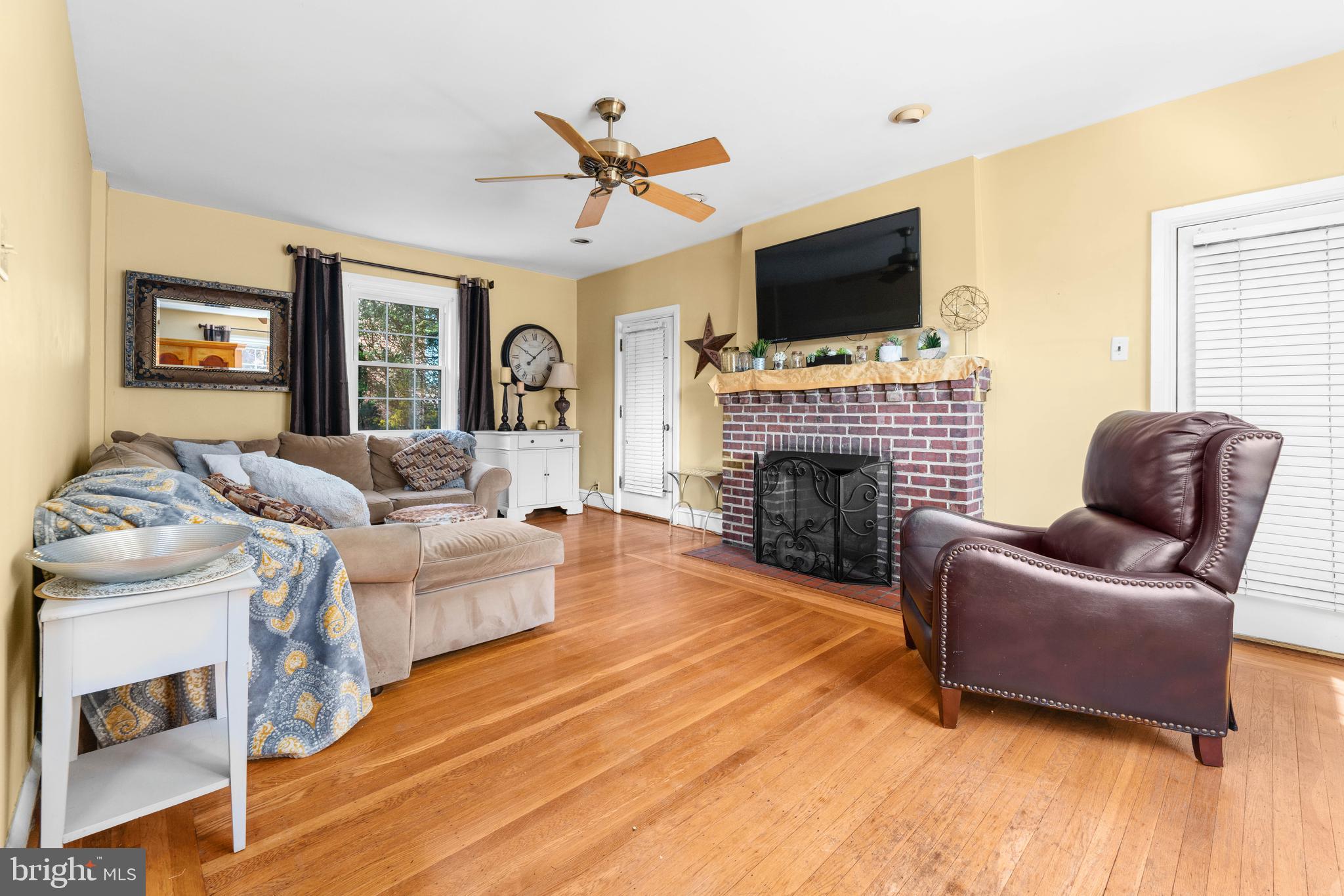 317 Steel Road Havertown, PA 19083 - Photo 8 of 41 Gallery Image 8