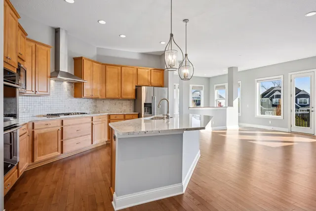 $765,000 | 19086 100th Place North, Maple Grove, MN 55311