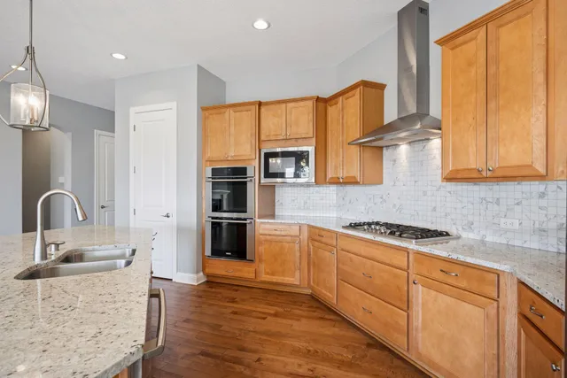 $765,000 | 19086 100th Place North, Maple Grove, MN 55311