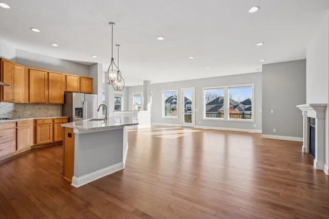 $765,000 | 19086 100th Place North, Maple Grove, MN 55311