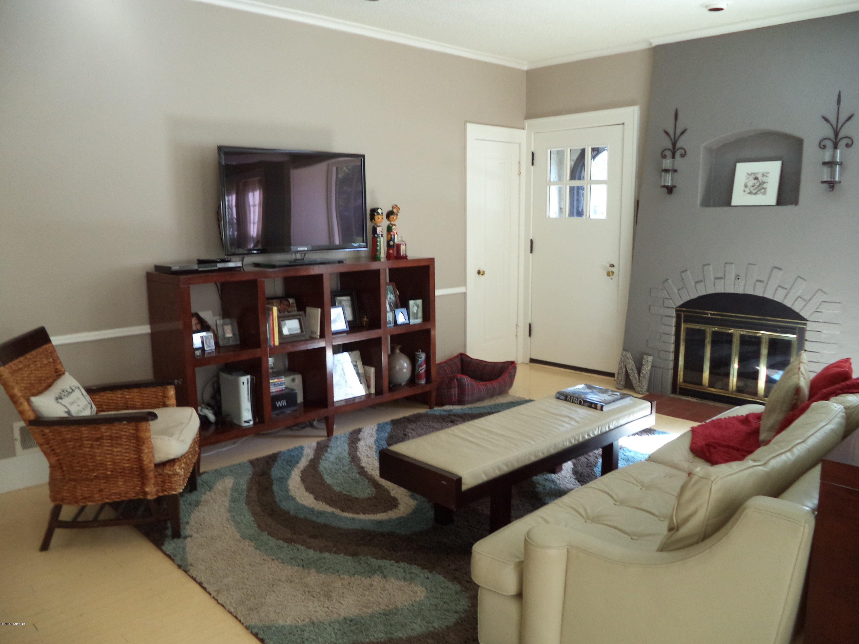 1015 Sheldon Road Grand Haven, MI 49417 - Photo 15 of 42 1015 Sheldon 043