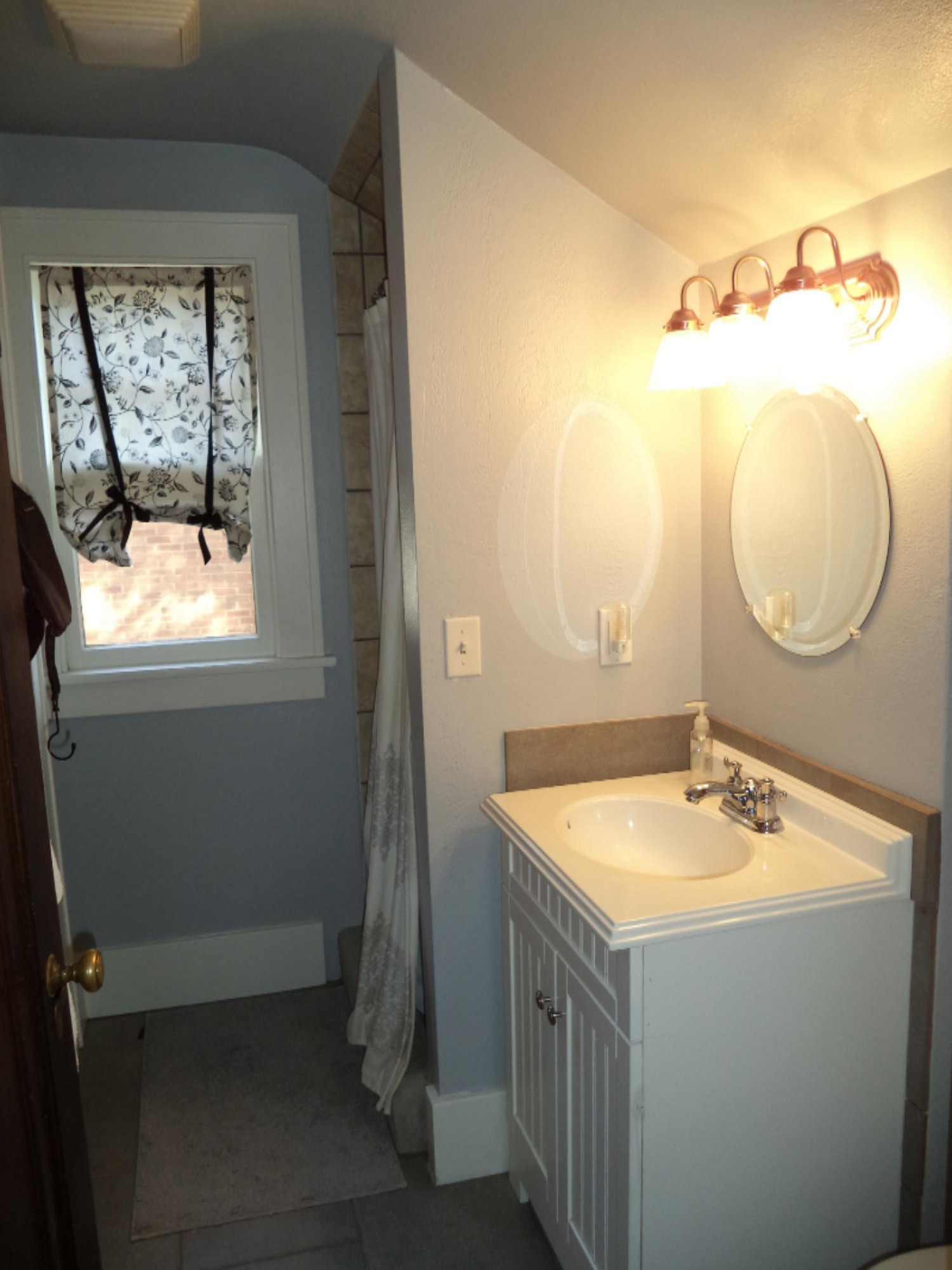 1015 Sheldon Road Grand Haven, MI 49417 - Photo 31 of 42 1015 Sheldon 066
