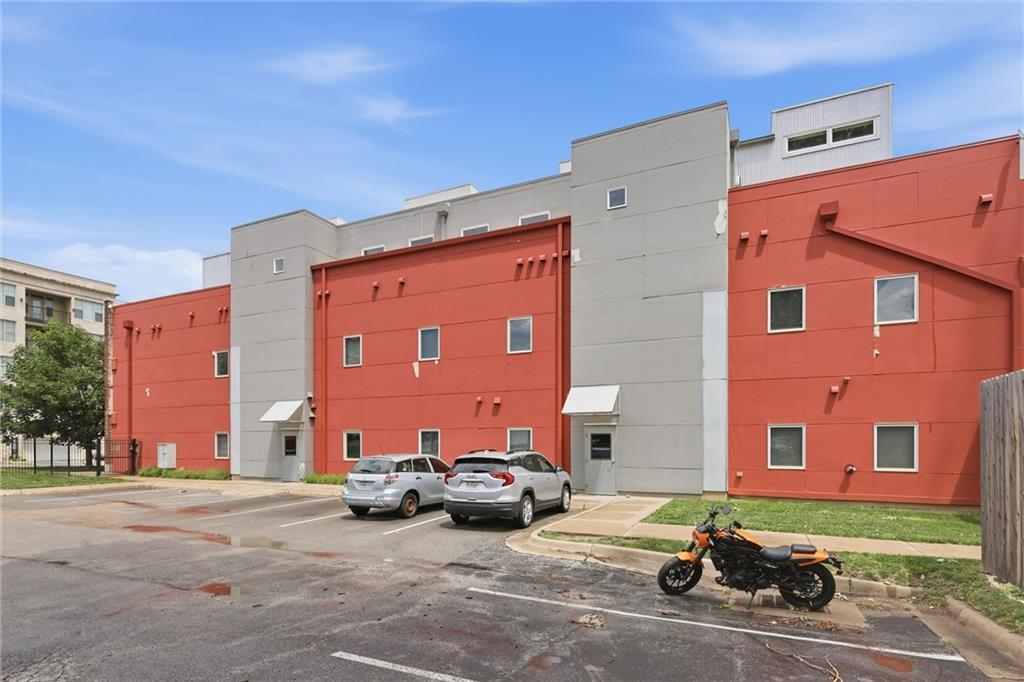 3001 Gillham Road, Unit 206 Kansas City, MO 64108 - Photo 30 of 45