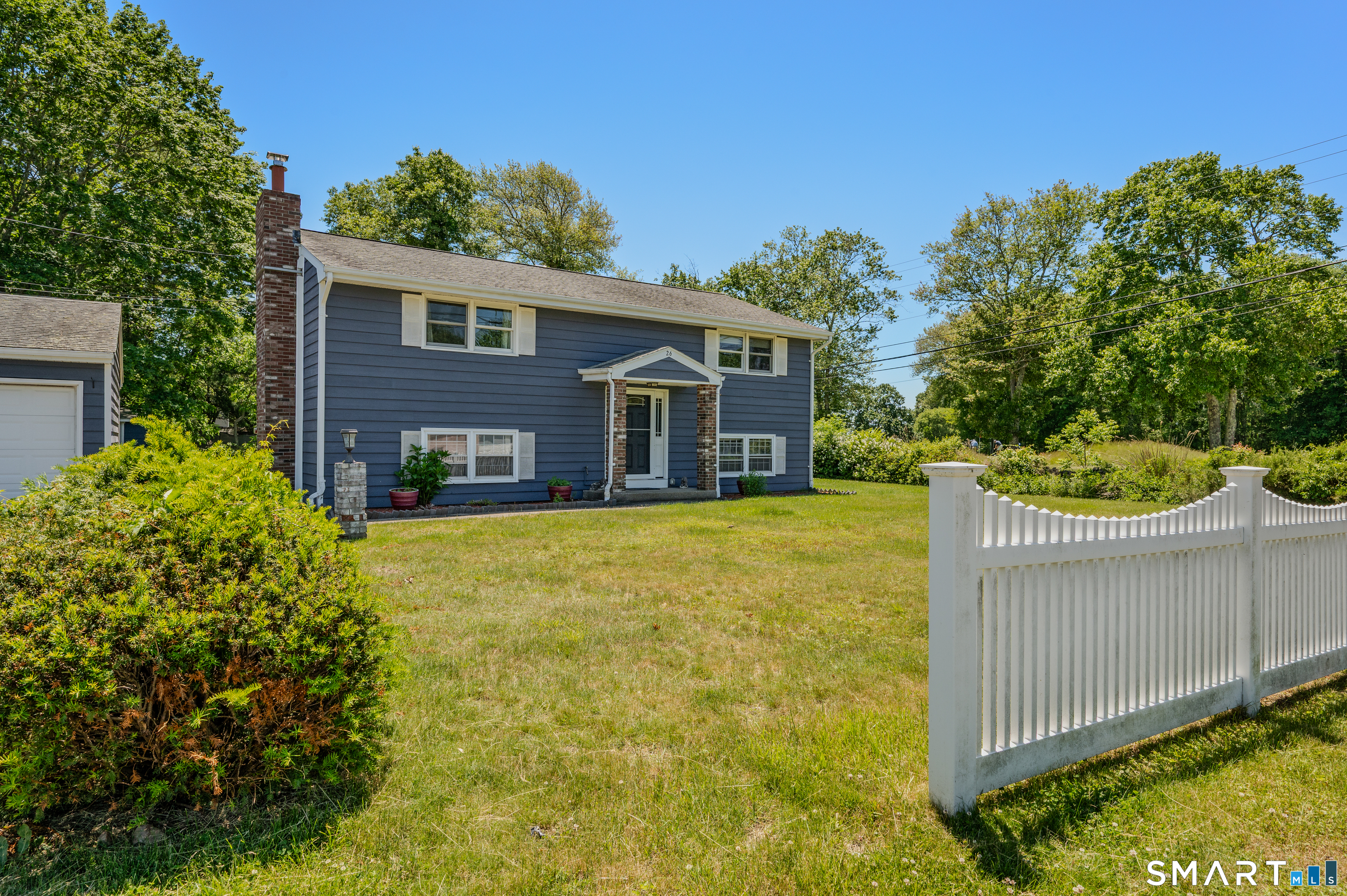 26 Lamphere Road Waterford, CT 06385 - Photo 3 of 40