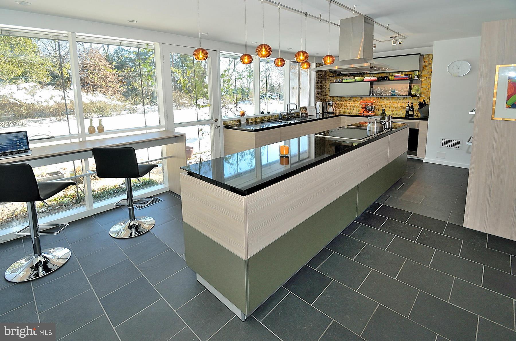 1926 Marthas Road Alexandria, VA 22307 - Photo 4 of 23 Kitchen