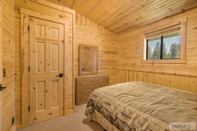 $859,995 | 4001 Otter Street, Island Park, ID 83429