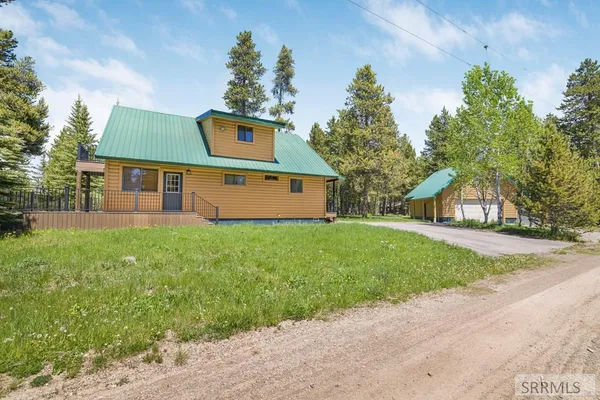 $859,995 | 4001 Otter Street, Island Park, ID 83429