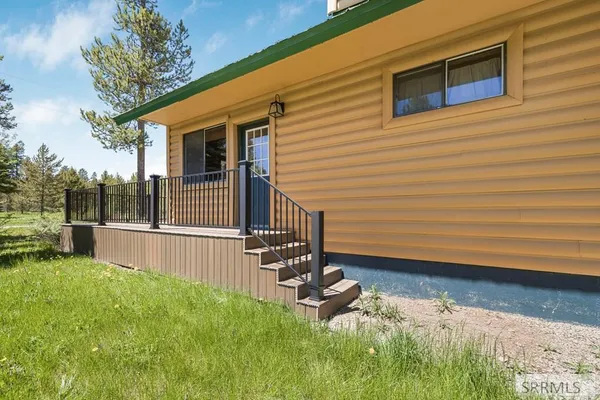 $859,995 | 4001 Otter Street, Island Park, ID 83429