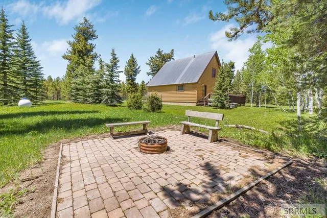 $859,995 | 4001 Otter Street, Island Park, ID 83429