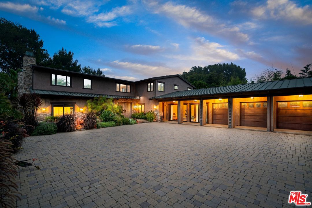 6902 Wildlife Road Malibu, CA 90265 - Photo 1 of 48