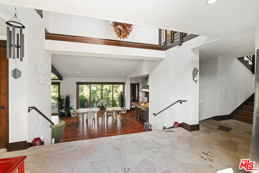 6902 Wildlife Road Malibu, CA 90265 - Photo 13 of 48