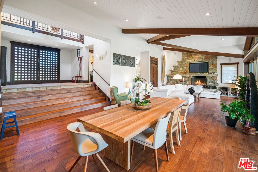 6902 Wildlife Road Malibu, CA 90265 - Photo 14 of 48