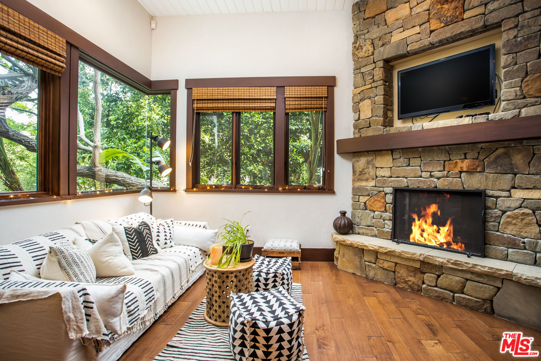 6902 Wildlife Road Malibu, CA 90265 - Photo 22 of 48