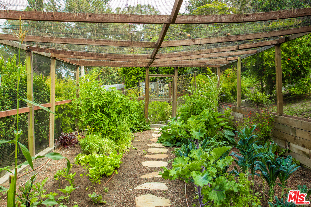 6902 Wildlife Road Malibu, CA 90265 - Photo 42 of 48