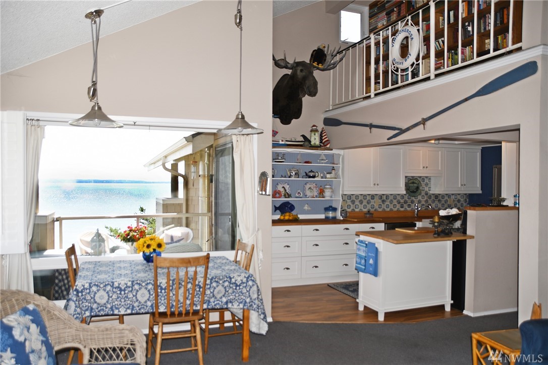 802 Old Beach Road, Unit 203 Freeland, WA 98249 - Photo 11 of 19 Gallery Image 11
