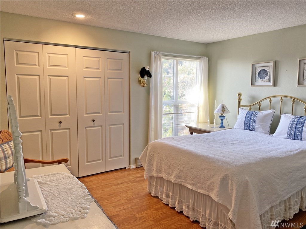 802 Old Beach Road, Unit 203 Freeland, WA 98249 - Photo 12 of 19 Gallery Image 12