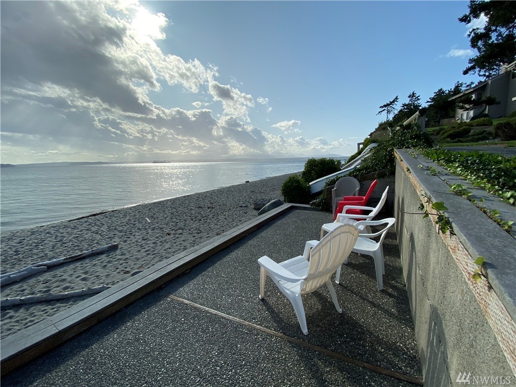 802 Old Beach Road, Unit 203 Freeland, WA 98249 - Photo 17 of 19 Gallery Image 17