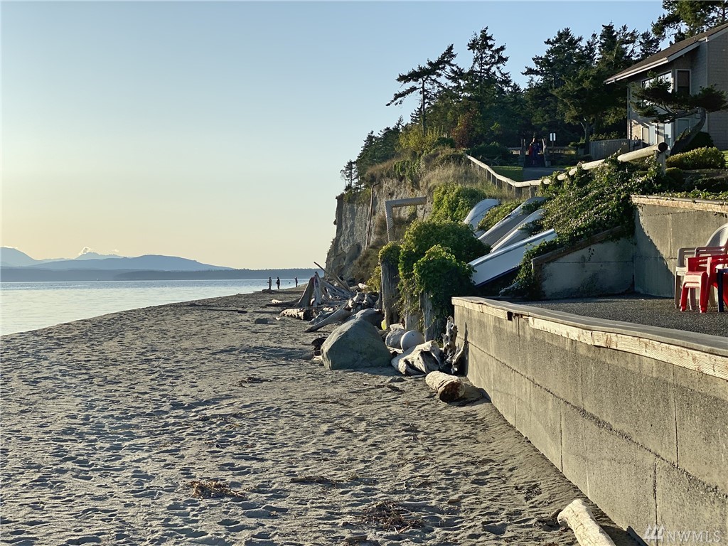802 Old Beach Road, Unit 203 Freeland, WA 98249 - Photo 18 of 19 Gallery Image 18