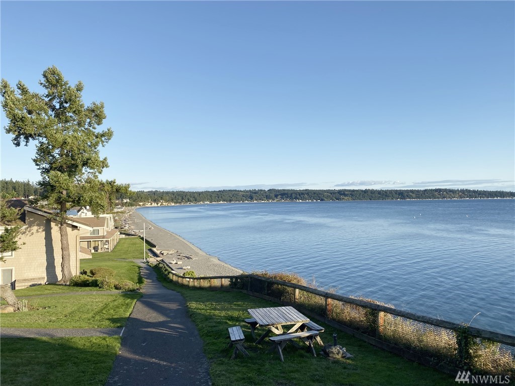 802 Old Beach Road, Unit 203 Freeland, WA 98249 - Photo 3 of 19 Gallery Image 3