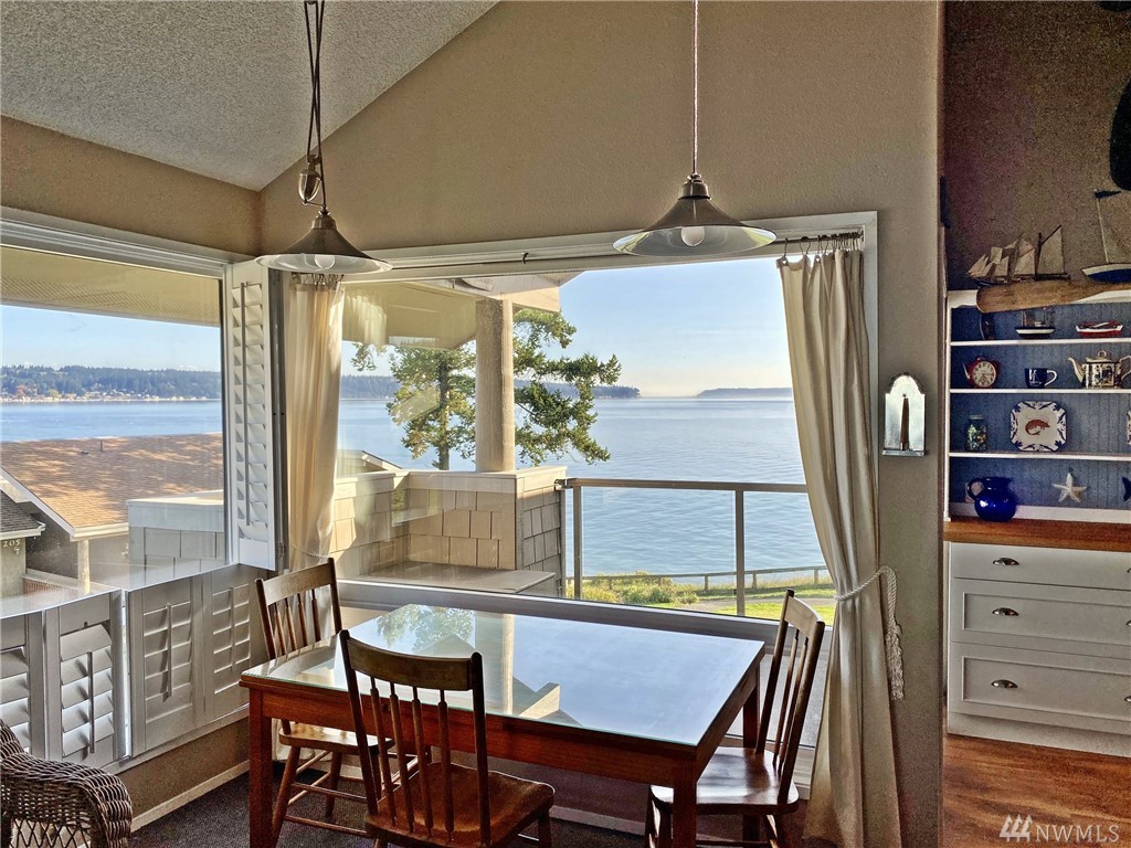 802 Old Beach Road, Unit 203 Freeland, WA 98249 - Photo 6 of 19 Gallery Image 6