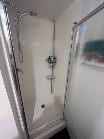 $1,900 | 2229 North Southport Avenue, Unit G, Chicago, IL 60614