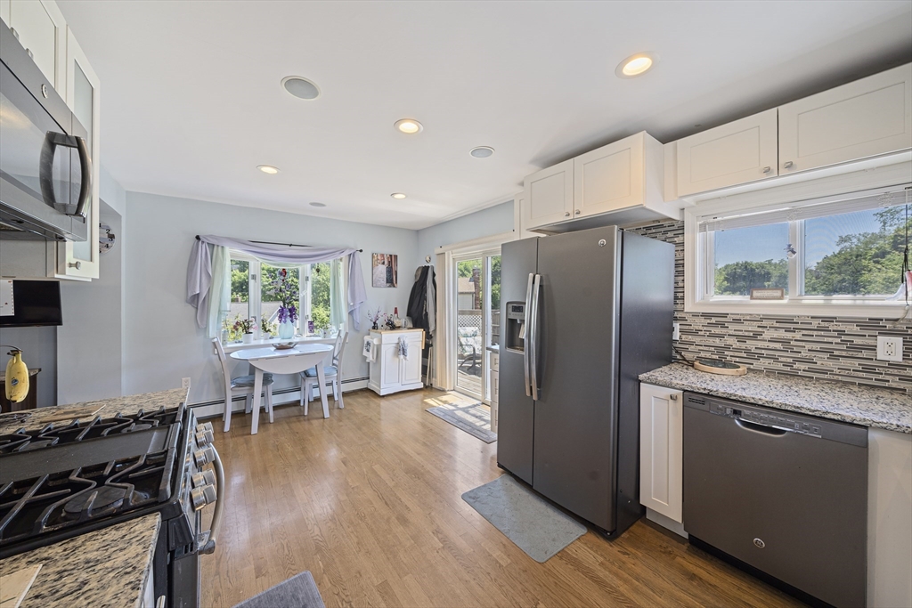 16 Pequot Road Weymouth, MA 02191 - Photo 12 of 36