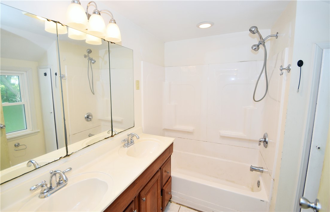 376 Belmeade Road Irondequoit, NY 14617 - Photo 28 of 34