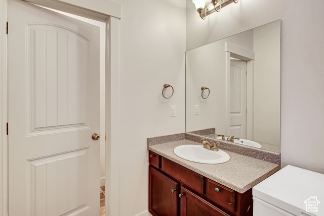 4 Hanauer Place Murray, UT 84107 - Photo 13 of 24 Bathroom with vanity