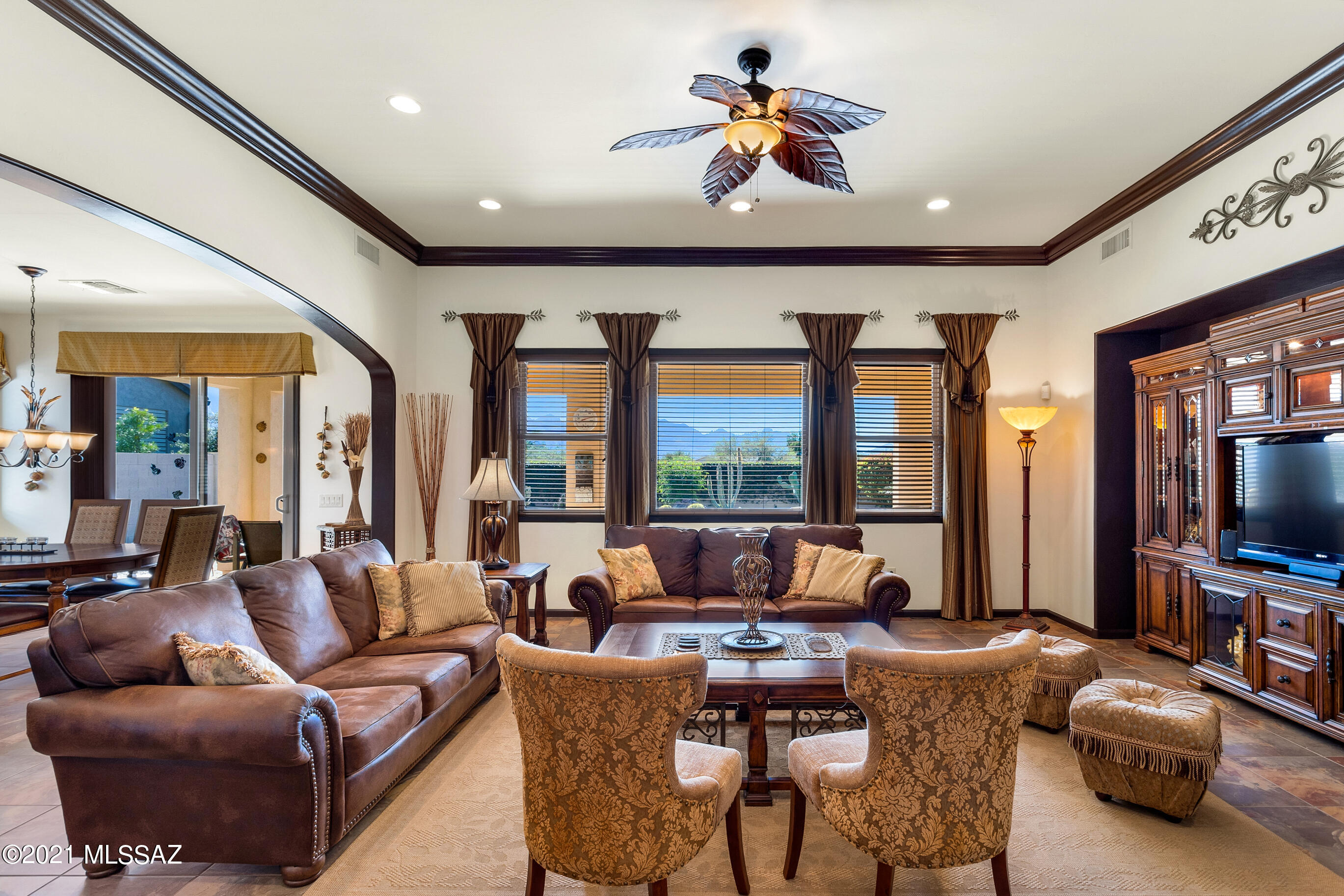 62757 East Border Rock Road Tucson, AZ 85739 - Photo 5 of 36 Gallery Image 5