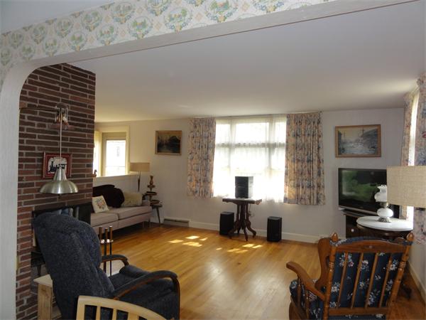 36 Haley Road Marblehead, MA 01945 - Photo 2 of 9