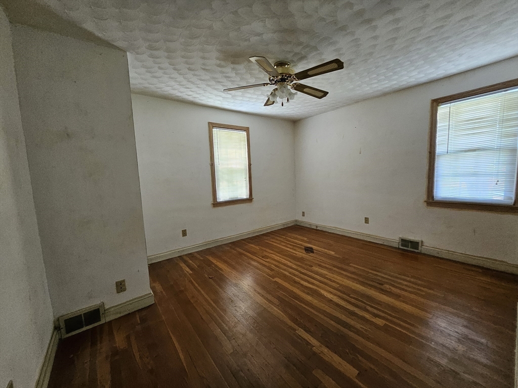 21 Wilson Road Northborough, MA 01532 - Photo 14 of 41 Gallery Image 14