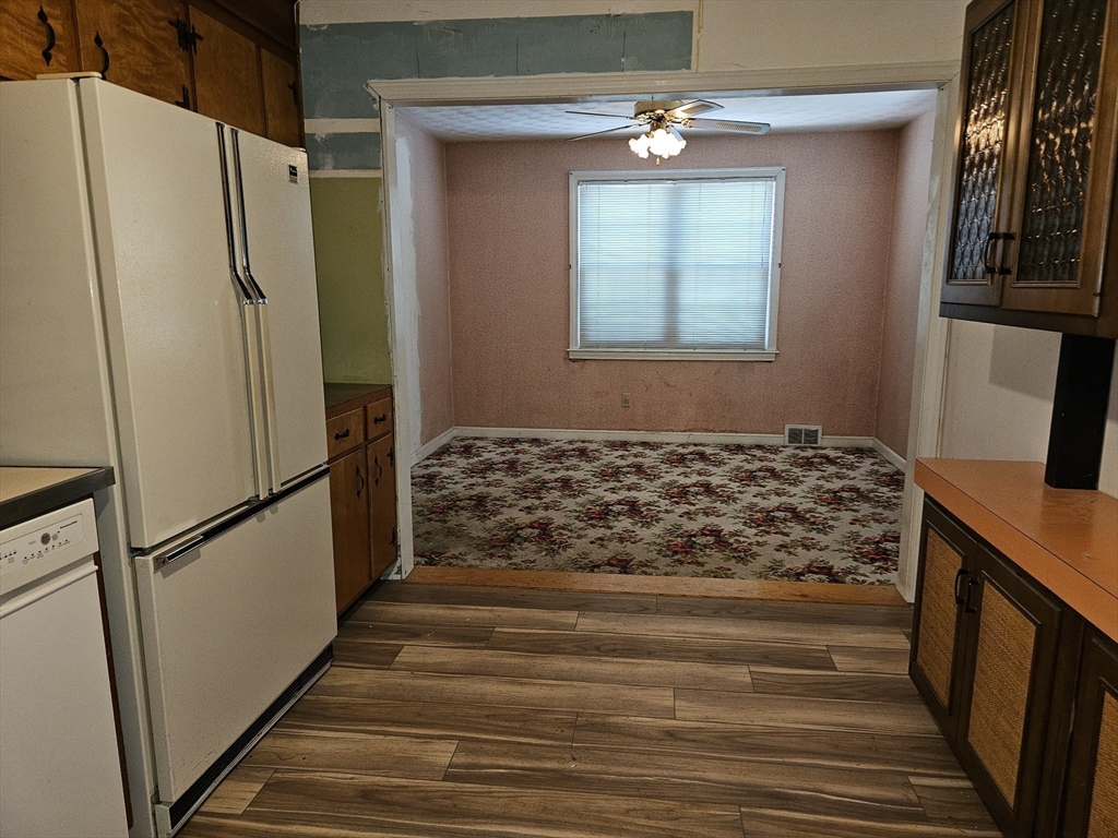 21 Wilson Road Northborough, MA 01532 - Photo 8 of 41 Gallery Image 8