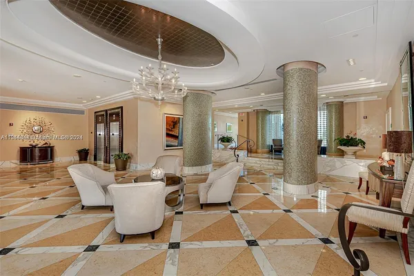 $5,000 | 6917 Collins Avenue, Unit 809, Miami Beach, FL 33141