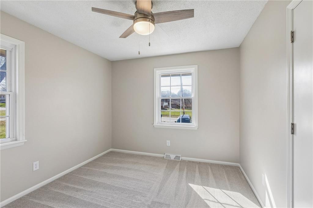 7539 Westridge Road Raytown, MO 64138 - Photo 18 of 32