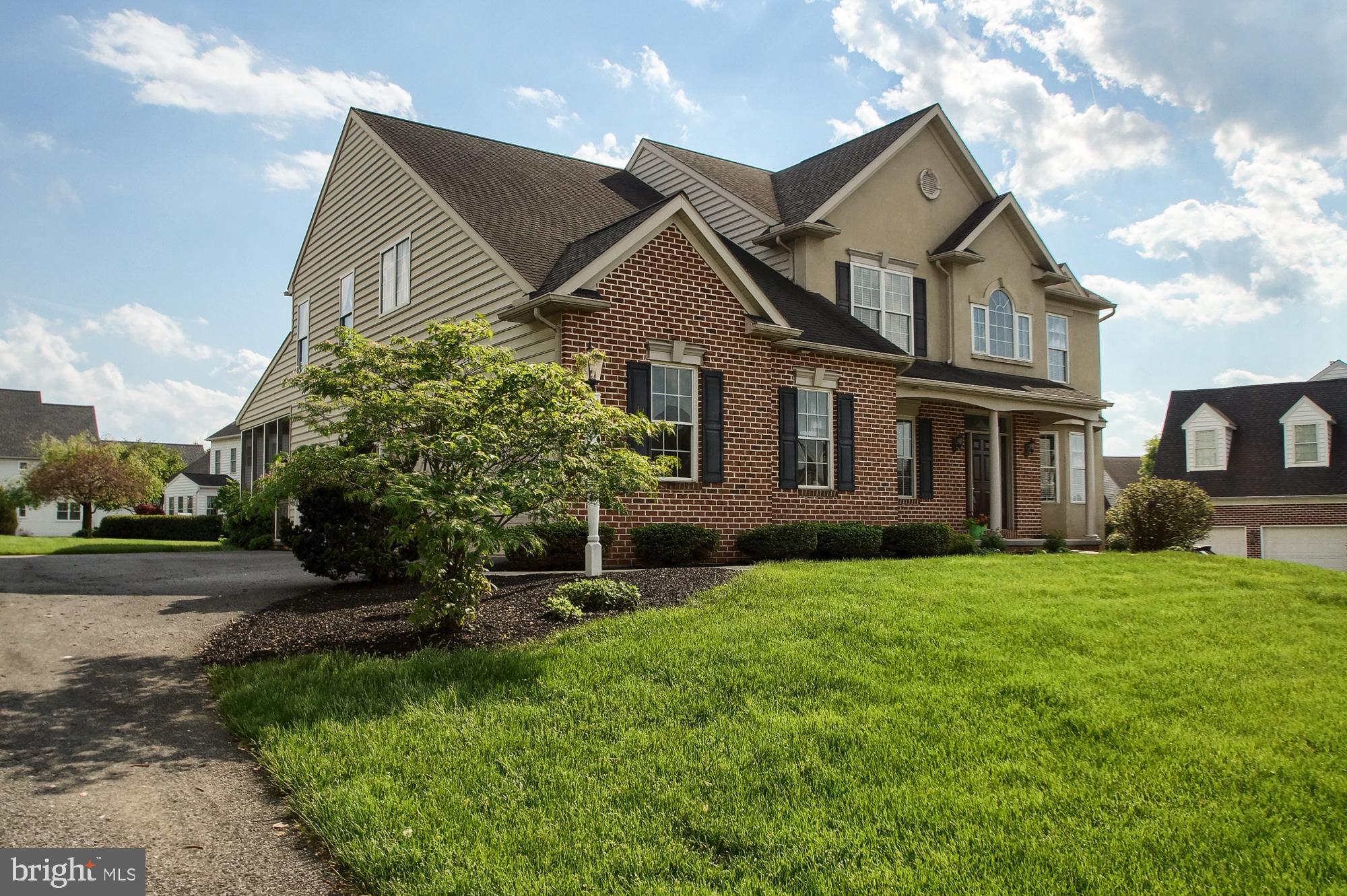 388 Ecker Drive Lititz, PA 17543 - Photo 2 of 81