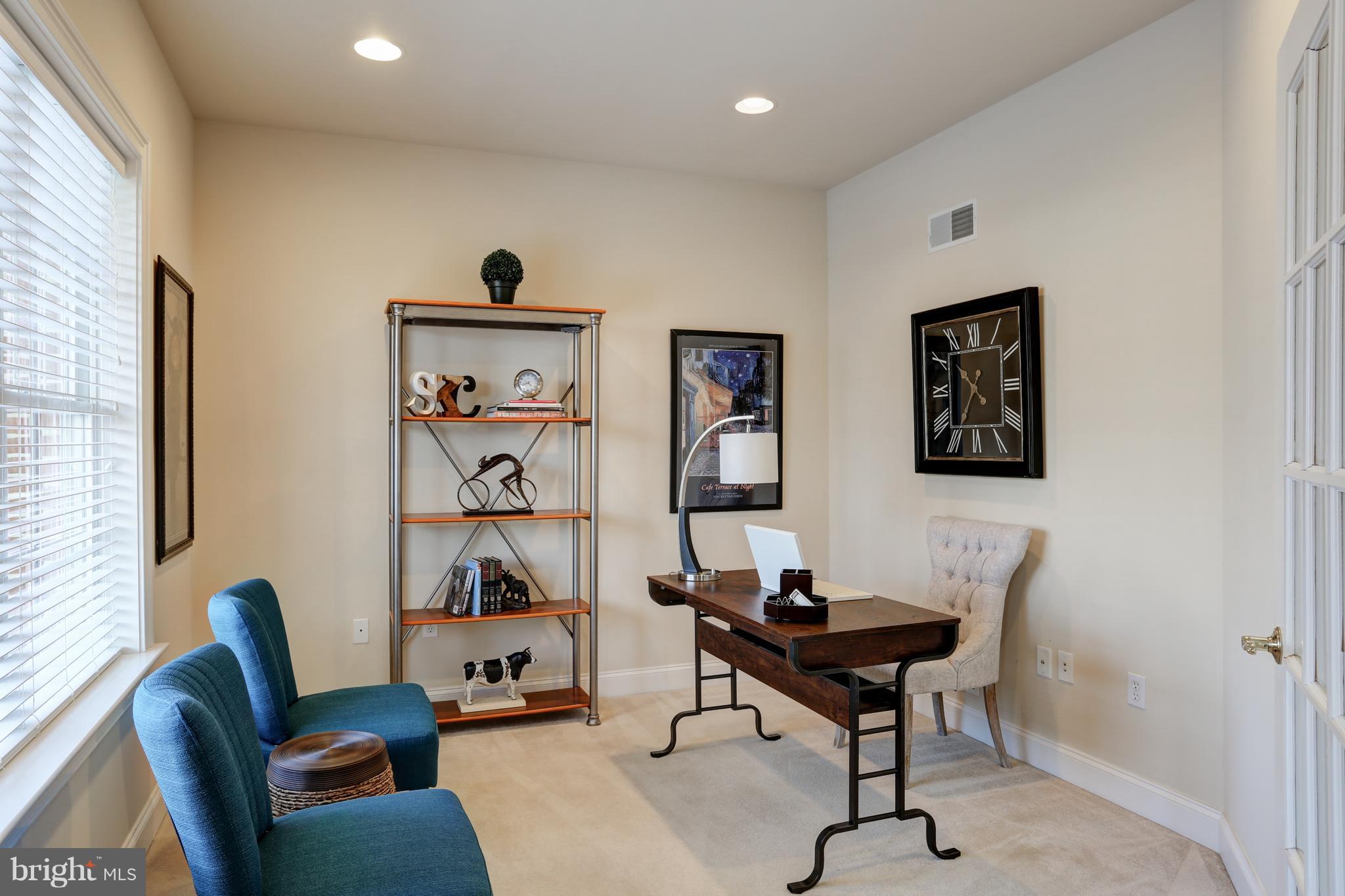 388 Ecker Drive Lititz, PA 17543 - Photo 14 of 81