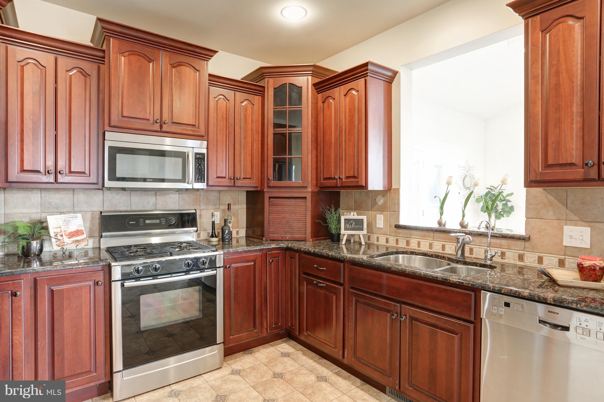 388 Ecker Drive Lititz, PA 17543 - Photo 36 of 81
