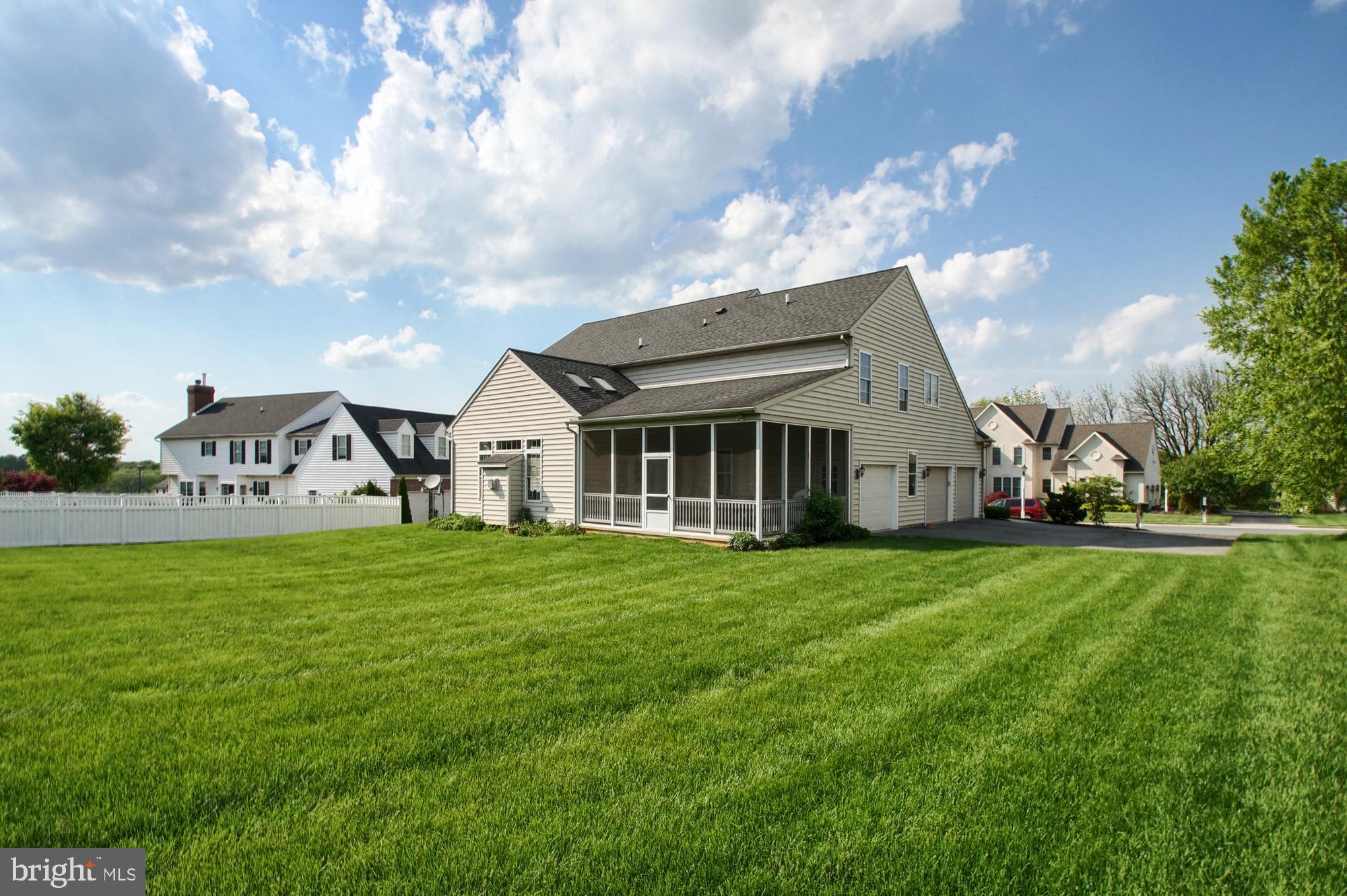 388 Ecker Drive Lititz, PA 17543 - Photo 6 of 81