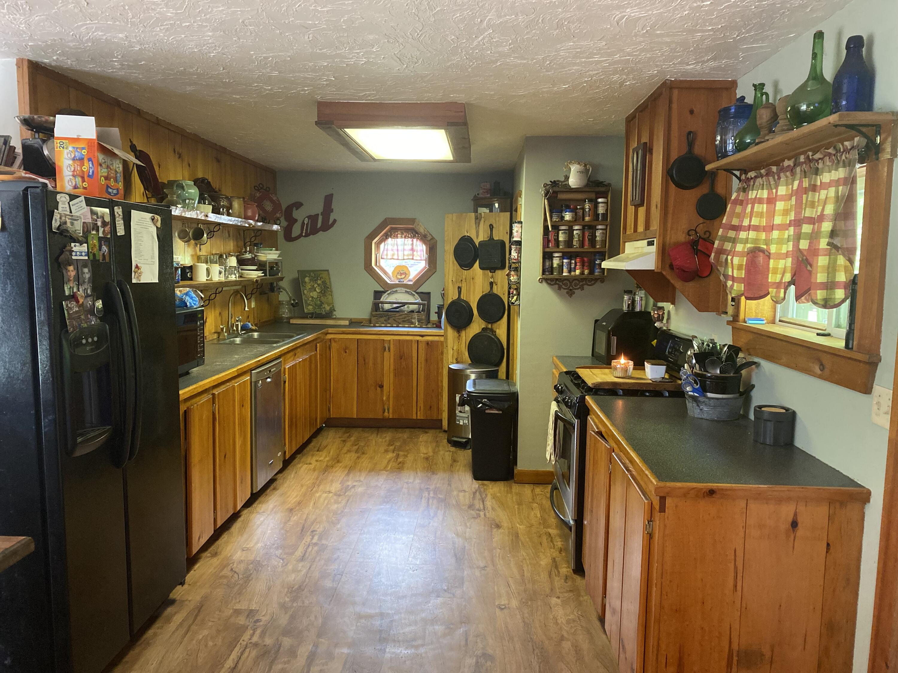 170 River Road Detroit, ME 04929 - Photo 5 of 81 IMG_2067