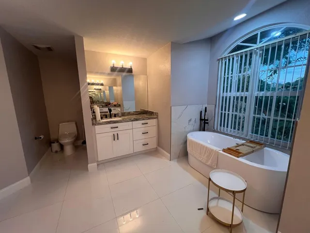 $4,500 | Undisclosed Address, Loxahatchee, FL 33470