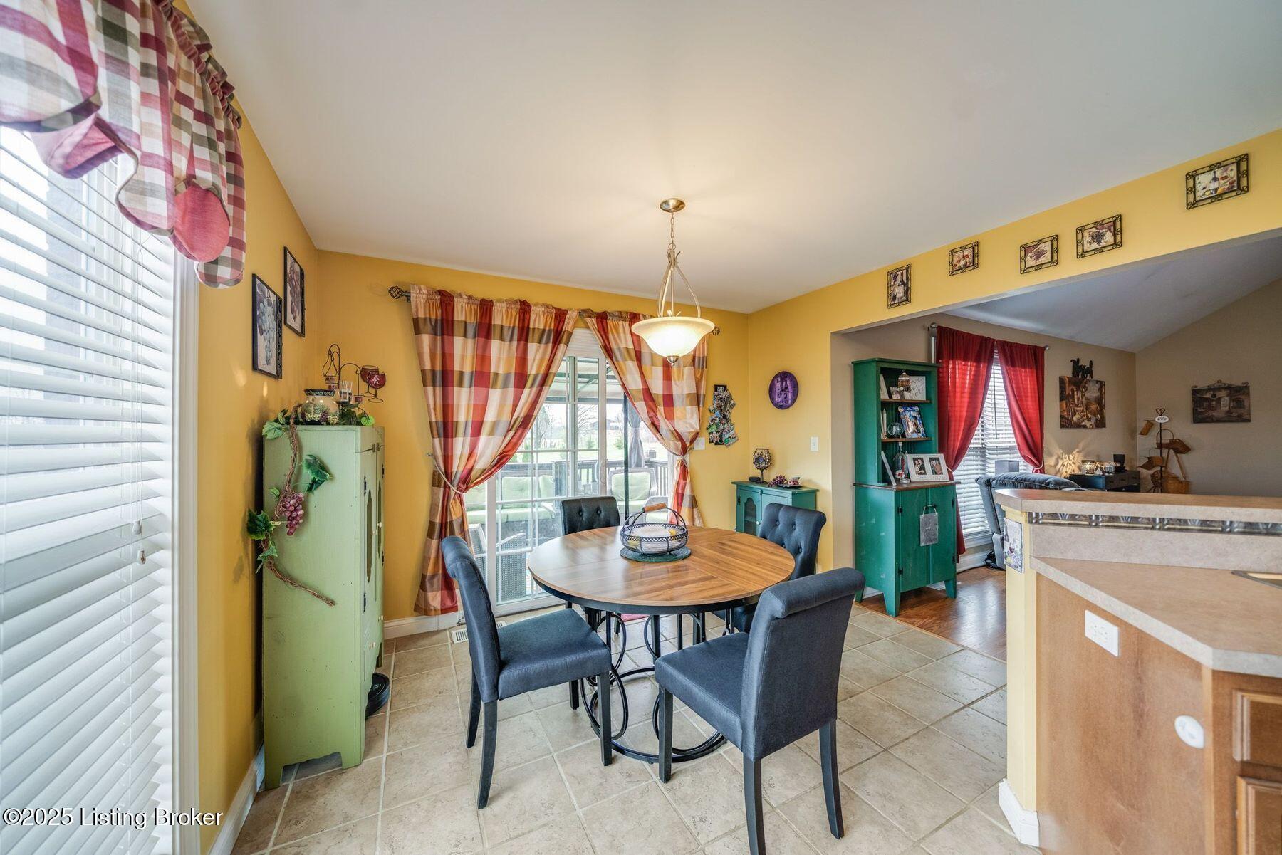 102 Jericho Ridge Road Smithfield, KY 40068 - Photo 16 of 76 photo_online_016