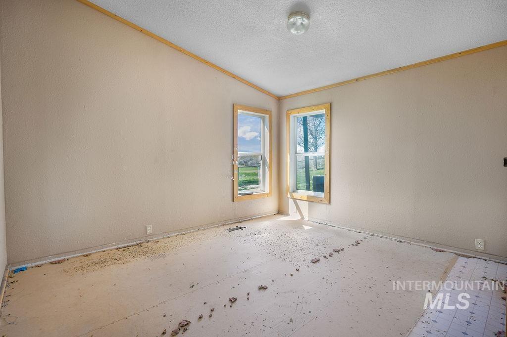 7370 Sagebrush Lane Caldwell, ID 83607 - Photo 11 of 40