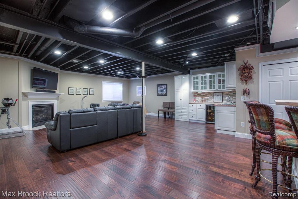 3641 Windingbrook Circle Rochester Hills, MI 48309 - Photo 21 of 31
