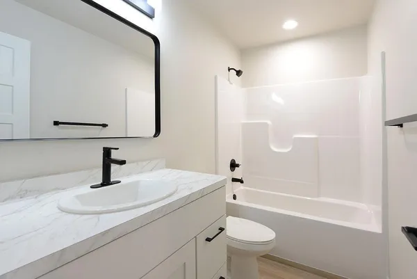 $359,900 | 323 3rd Street, Mapleton, ND 58059