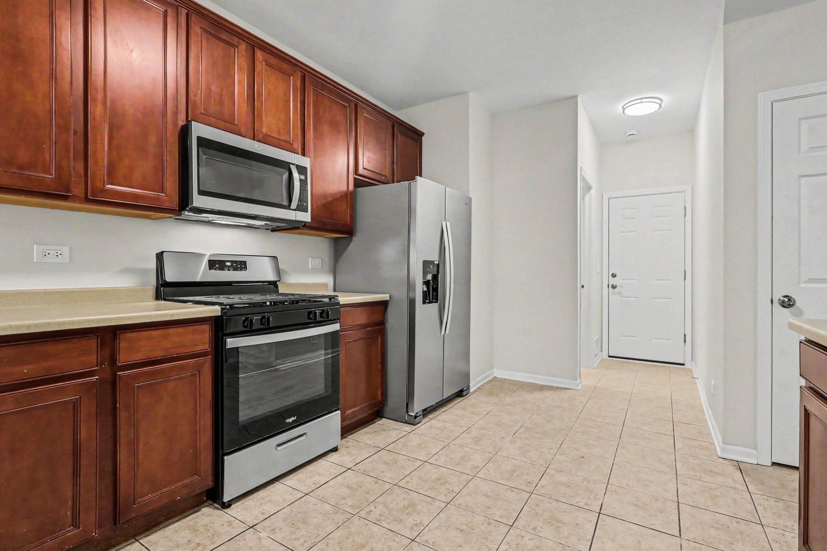3704 Munson Street Plano, IL 60545 - Photo 3 of 15