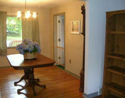 424 Perrymont Road Pittsburgh, PA 15237 - Photo 3 of 8 Dining Room.