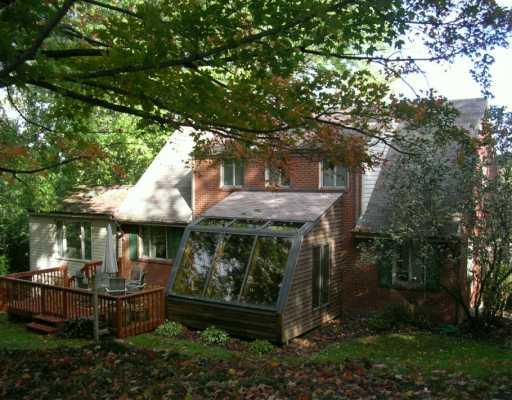 424 Perrymont Road Pittsburgh, PA 15237 - Photo 6 of 8 Patio/Deck.